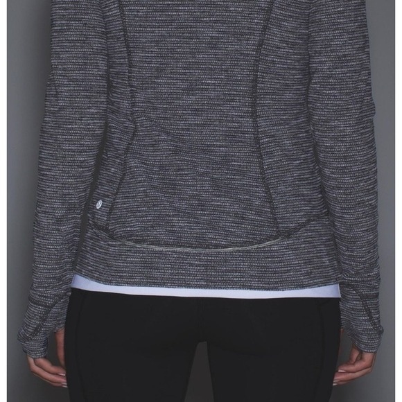 Lululemon 6 Think Fast PulloverHTR Black Thumbholes W3H67S - Picture 2 of 9